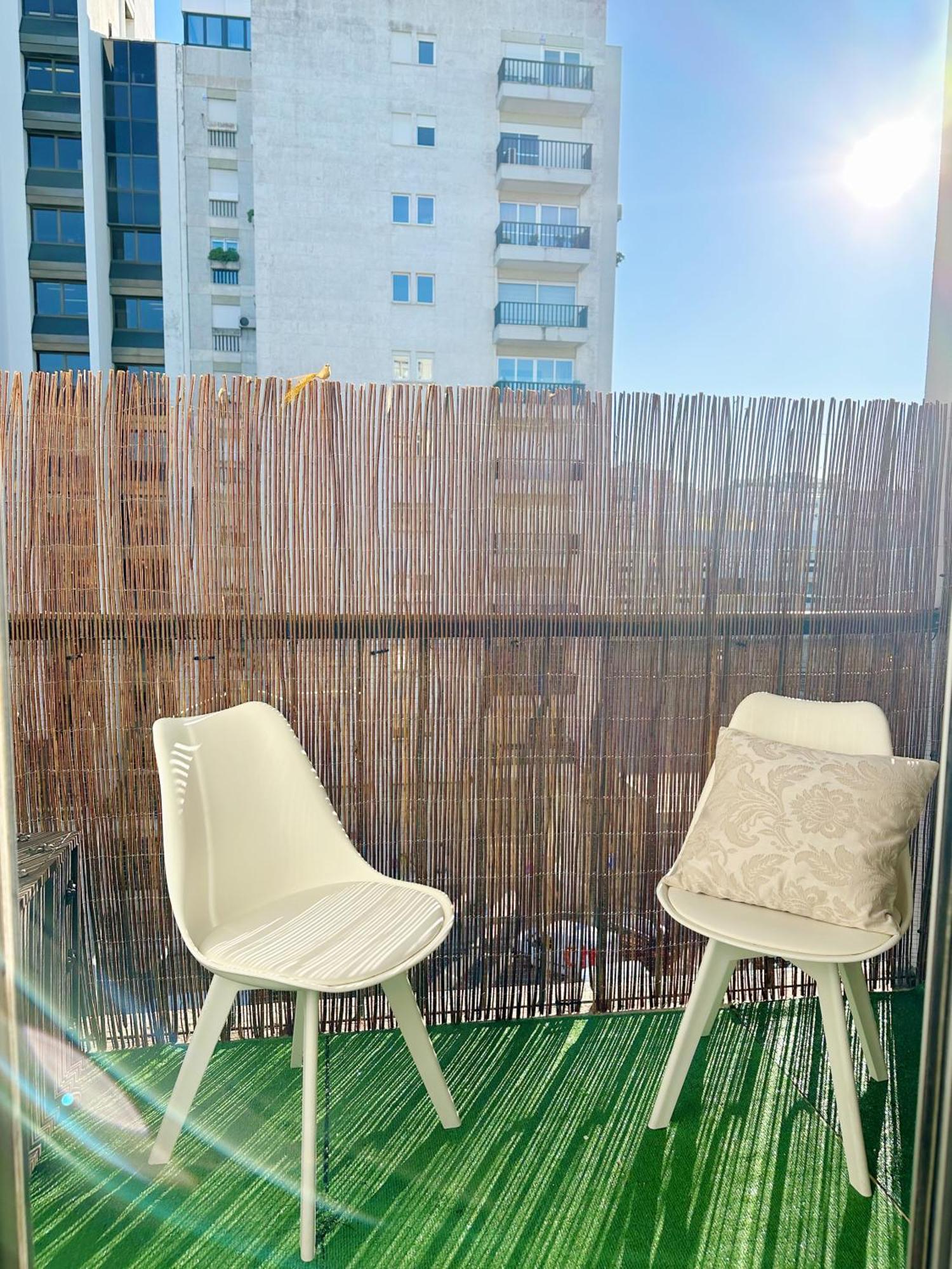 Soar Home I Urban Nest - Near Airport & Green Park Lisabona Exterior foto