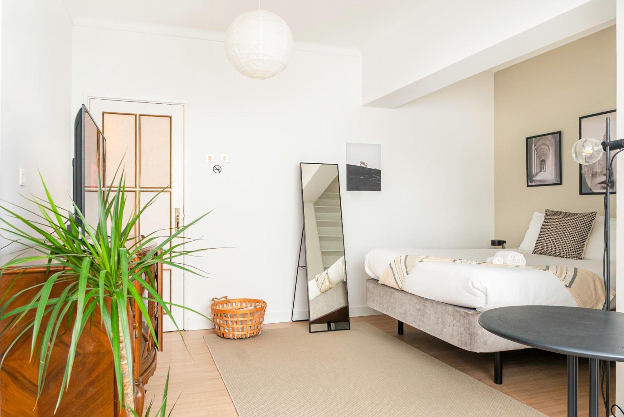 Soar Home I Urban Nest - Near Airport & Green Park Lisabona Exterior foto